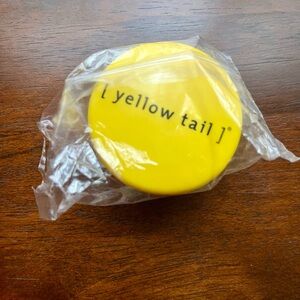 NEW WITH TAGS - Yellow Tail Wine Bottle Closure